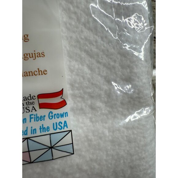 Warm & White Craft Size Cotton Batting 34"x45" - Picture 4 of 8